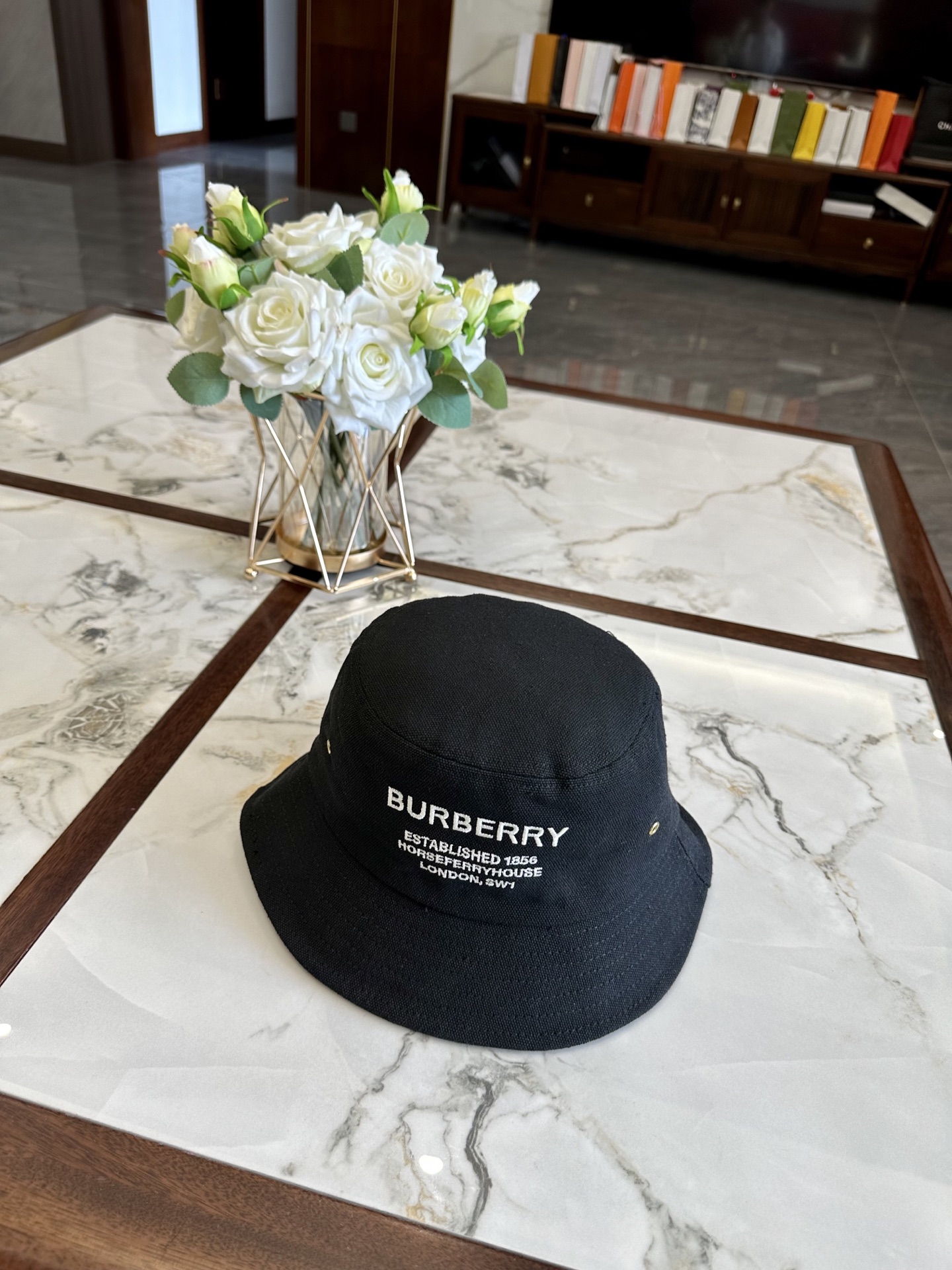 burberry hat model 12